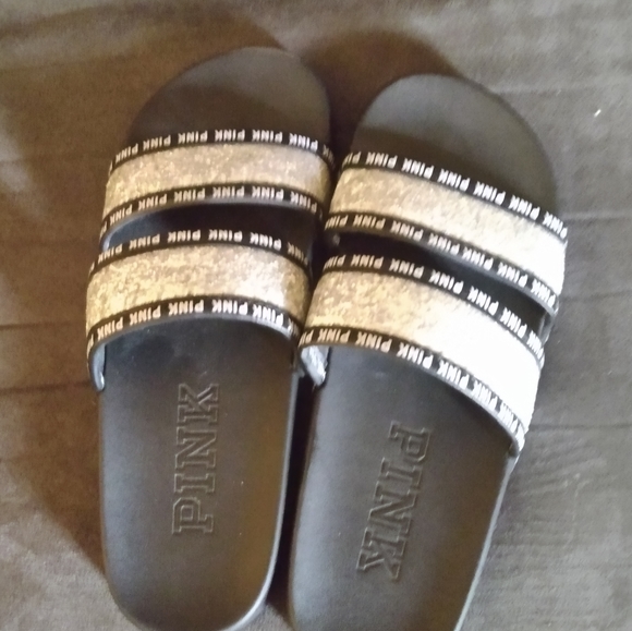 VS Pink bling slides - Picture 6 of 6